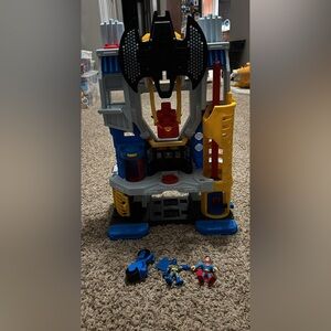 Imaginext DC Super Friends Ultimate Headquarters Playset